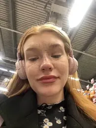 Honey___Hot stripchat stream image