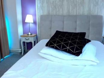 XKimoraX bongacams stream image