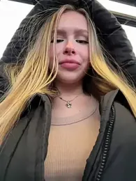 Liza_risky stripchat stream image