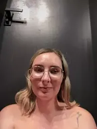 The_Snowwhitee stripchat stream image