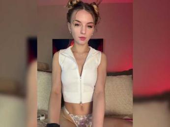 ilittleheart bongacams stream image