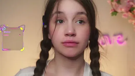 AmiLewis stripchat stream image