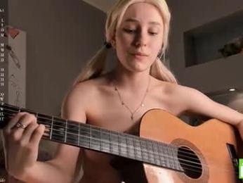 margarethowell chaturbate stream image