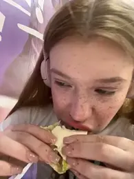 Honey___Hot stripchat stream image