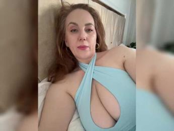 cherryygirl bongacams stream image