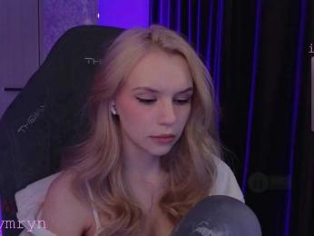 fymryn bongacams stream image