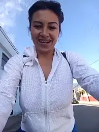 LIZ-06_ stripchat stream image