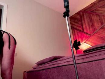 Oops_kiraa bongacams stream image