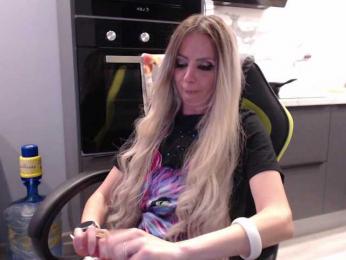 blondalina bongacams stream image