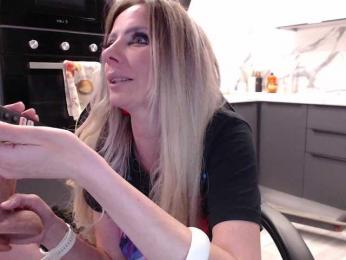 blondalina bongacams stream image