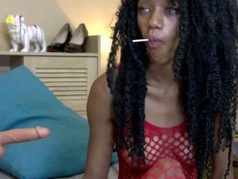 MoanaFrenchy bongacams stream image