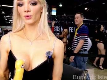 bunnydollstella chaturbate stream image