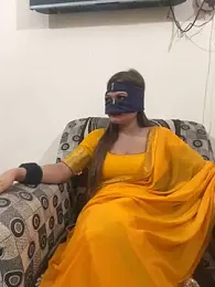 HoneyBearCpl stripchat stream image