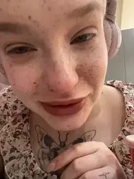 Honey___Hot stripchat stream image