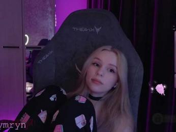 fymryn bongacams stream image