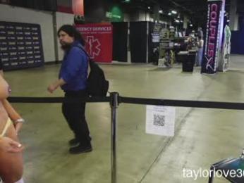 taylor_love_303 chaturbate stream image