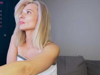 -Molly- bongacams stream image