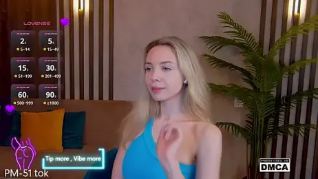 Holl1Would stripchat stream image