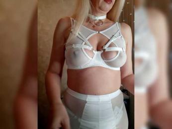 WoyKira bongacams stream image