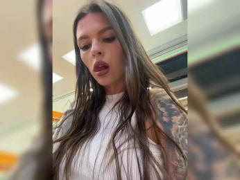 Oops_kiraa bongacams stream image