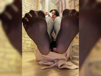 Ylia21112 bongacams stream image