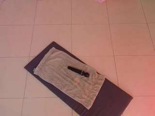 lady-brownn camsoda stream image