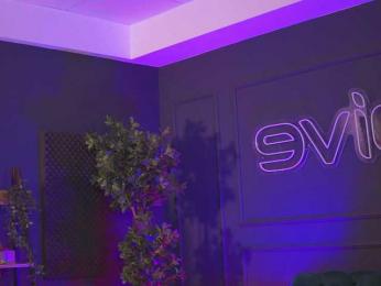 RaquelleVon bongacams stream image