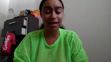 cinnaminnie stripchat stream image