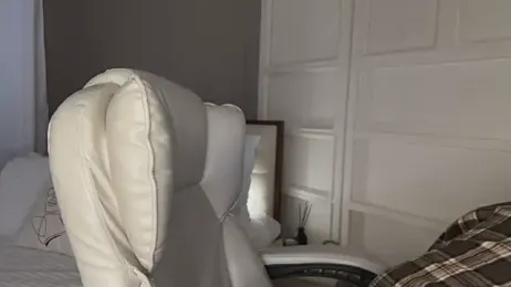 UrLillShy stripchat stream image