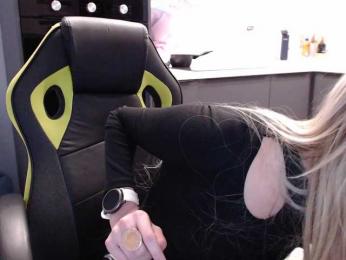 blondalina bongacams stream image