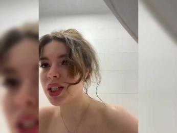 YourLadyyy bongacams stream image