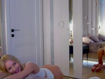 WhiteGirl-one bongacams stream image