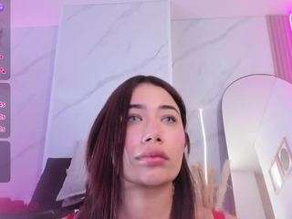 chlooee camsoda stream image