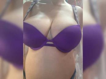 monica-blackk bongacams stream image