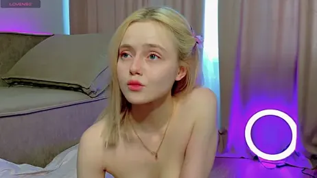 StarrShinee stripchat stream image