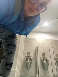 YoungHotMom_ stripchat stream image