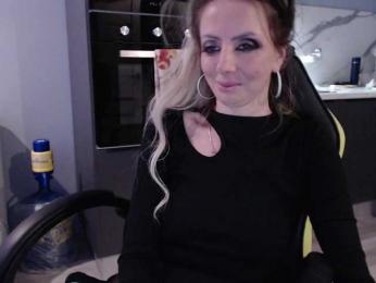 blondalina bongacams stream image