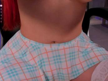 MadelineFox bongacams stream image