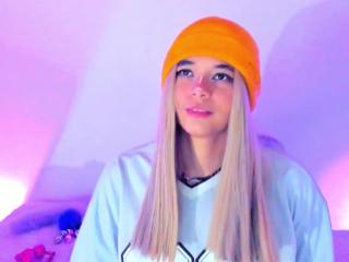 Scarlet Bridge flirt4free stream image