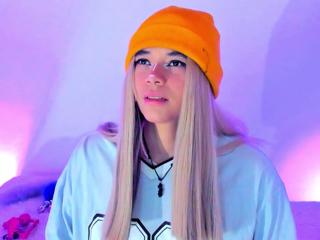 Scarlet Bridge flirt4free stream image