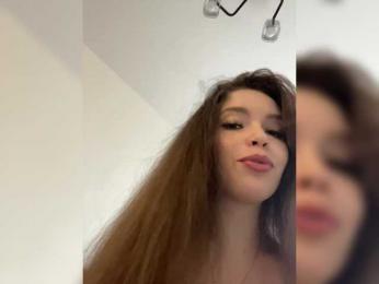 YourLadyyy bongacams stream image