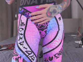 yourfeetmodel camsoda stream image