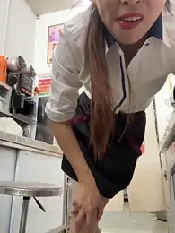 andii-1 stripchat stream image