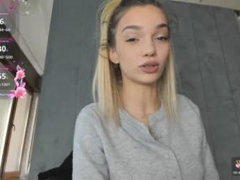 sassyt33n chaturbate stream image