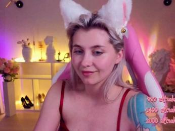 HoneyCherry bongacams stream image