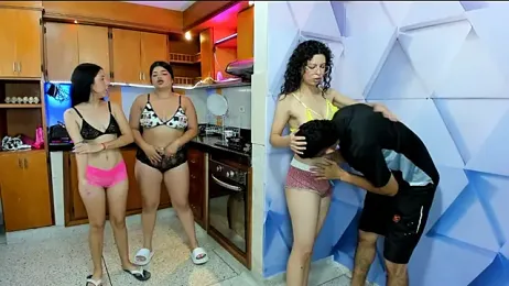 royalgirls_x stripchat stream image