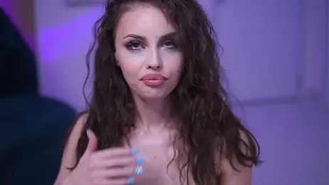 LesaisMore stripchat stream image