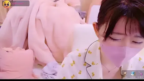 maii- stripchat stream image