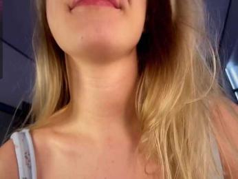 CherryGirlfriend bongacams stream image