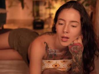 effylowell_ chaturbate stream image